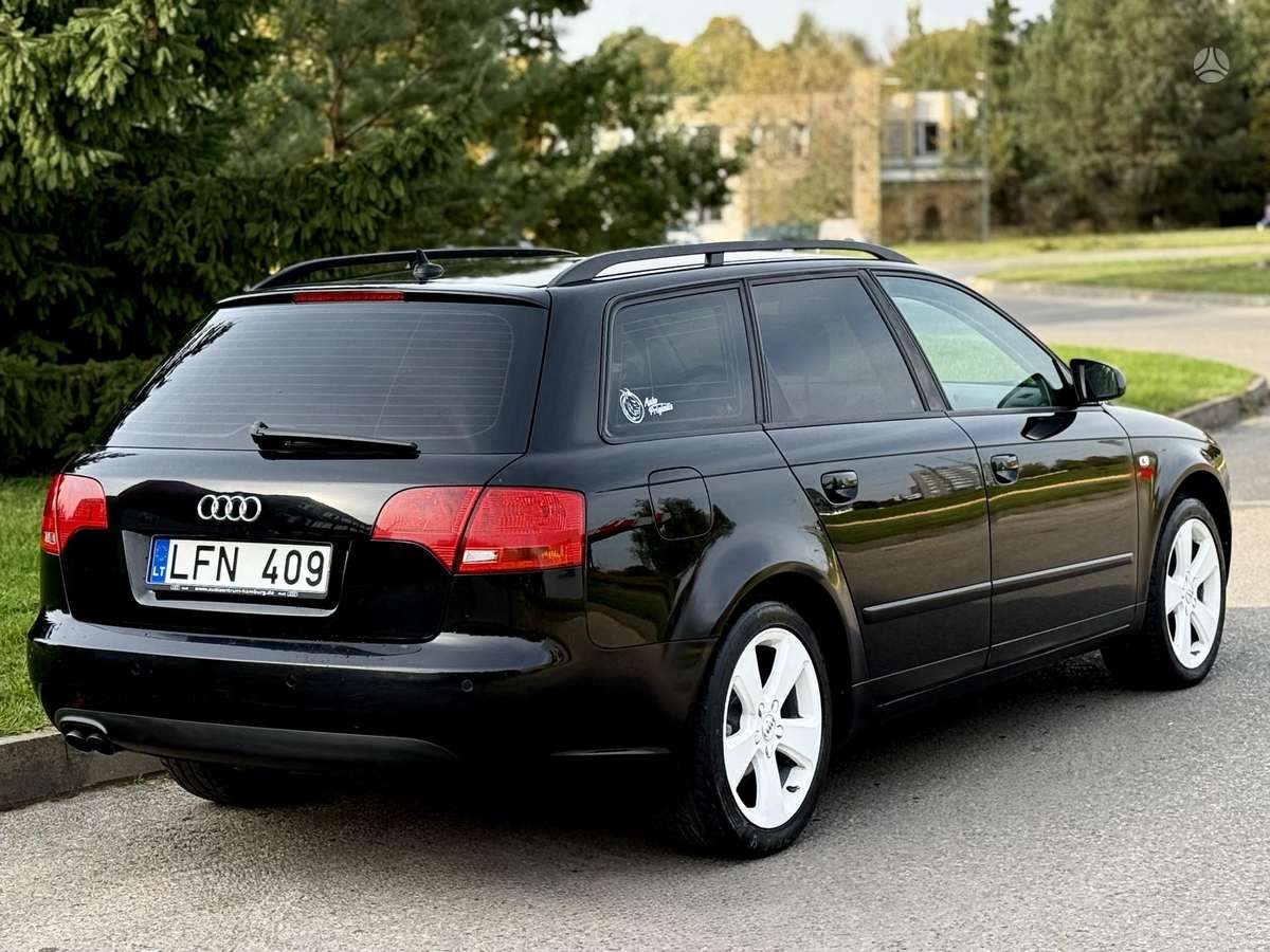 Audi A4 2008 — interior