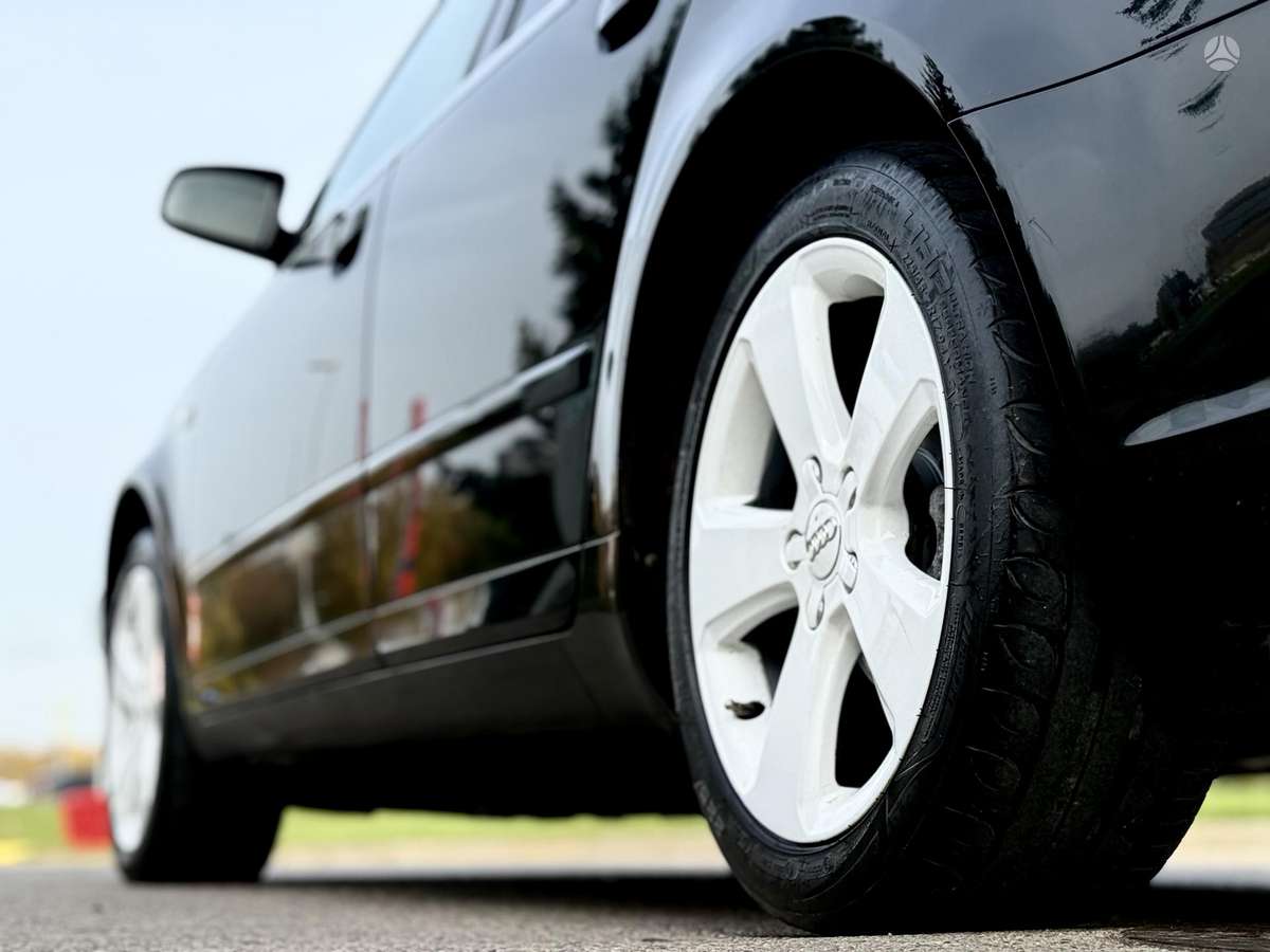 Audi A4 2008 — photo 5