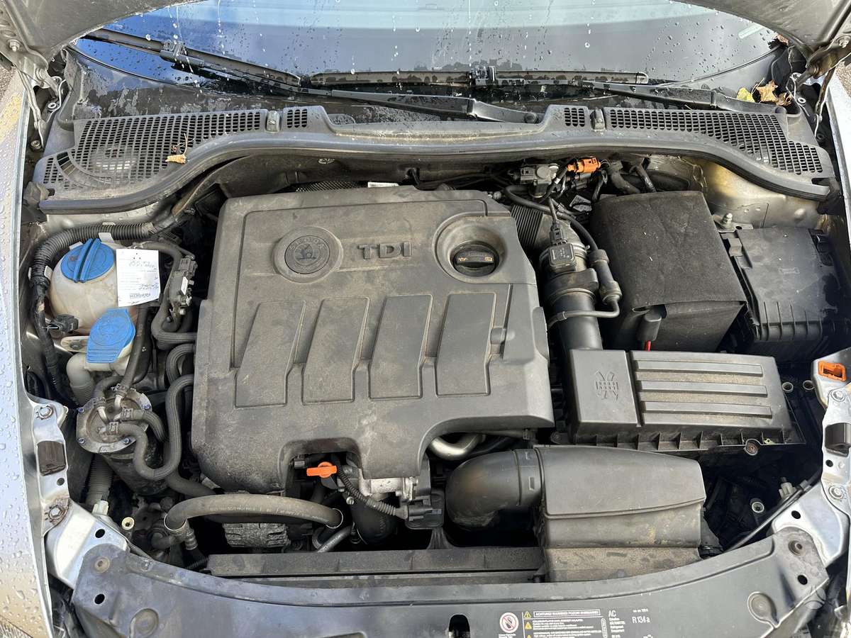 Skoda Octavia 2010 — photo 12