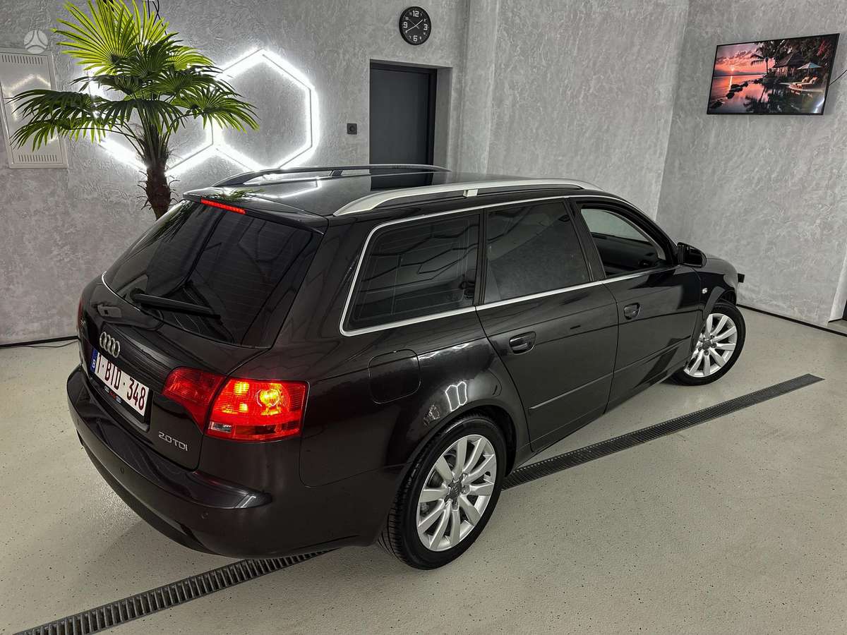 Audi A4 2007 — photo 11