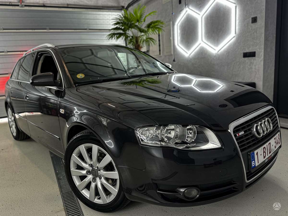 Audi A4 2007 — photo 12