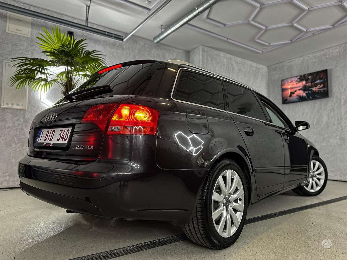 Audi A4 2007 — photo 8
