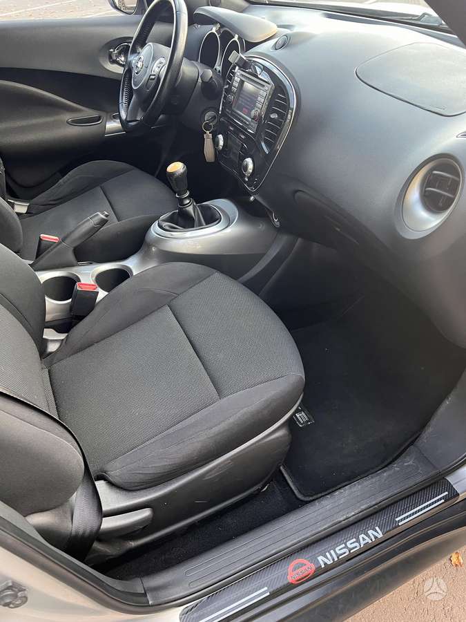 Nissan Juke 2011 — photo 11