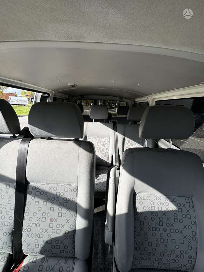Volkswagen Transporter 2008 — photo 14