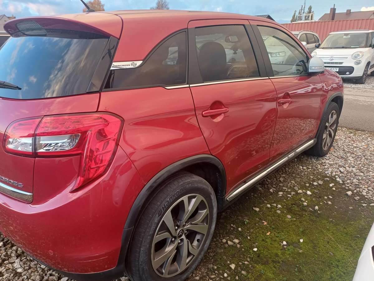 Citroen C4 2012 — engine 1800 cm³, 150 HP (110kW)