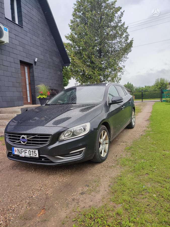 Volvo V60 2014 — photo 8