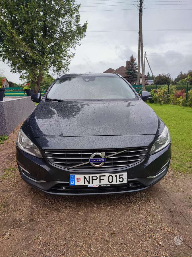 Volvo V60 2014 — photo 9