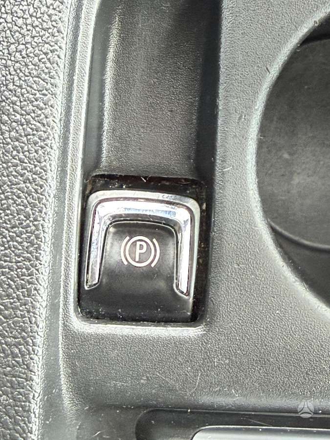 Opel Astra 2013 — photo 14