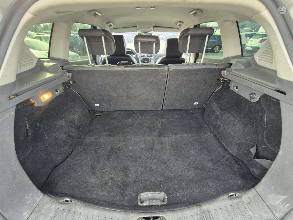 Ford Kuga 2009 — photo 14