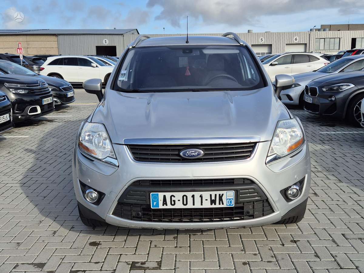 Ford Kuga 2009 — rear view