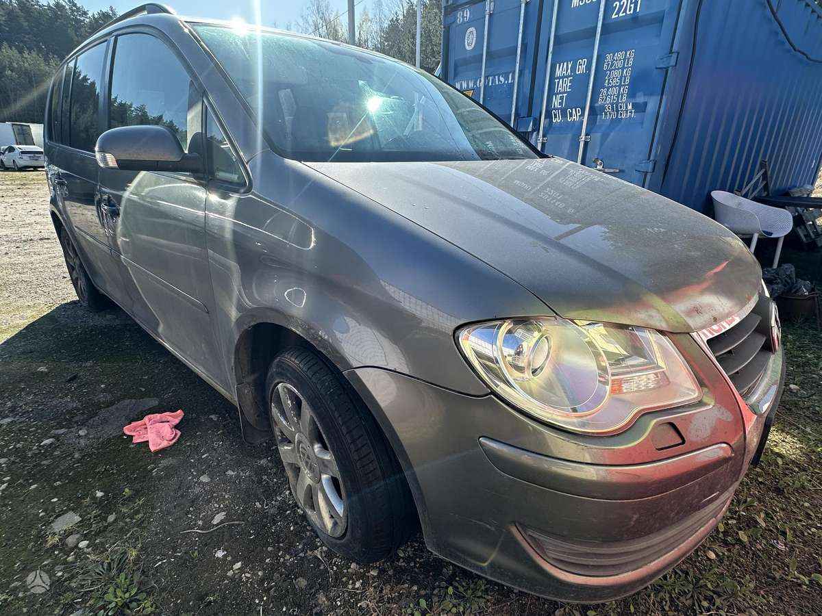 Volkswagen Touran 2007 — vehicle for AFU Ukraine