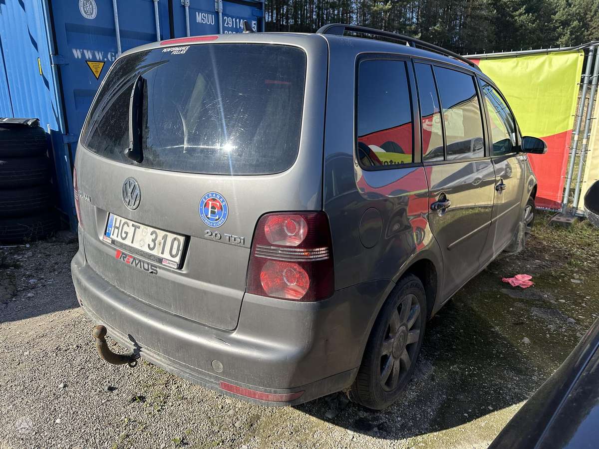 Volkswagen Touran 2007 — photo 5