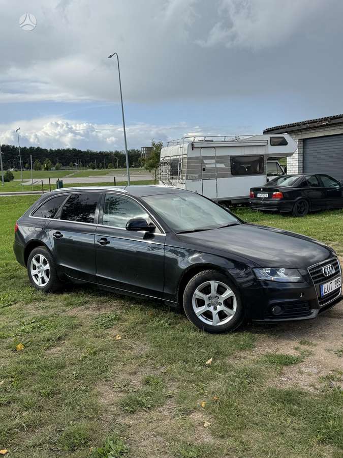 Audi A4 2008 — interior
