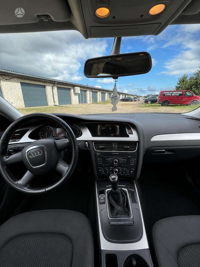Audi A4 2008 — photo 6