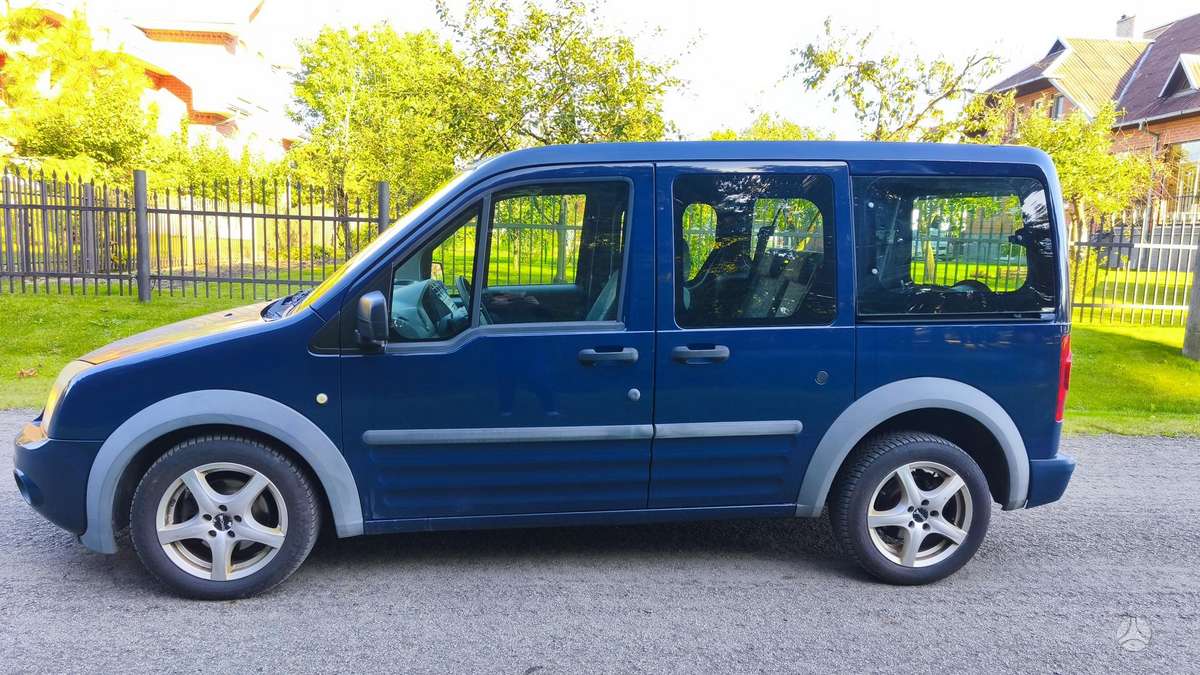 Ford Tourneo 2009 — вигляд ззаду