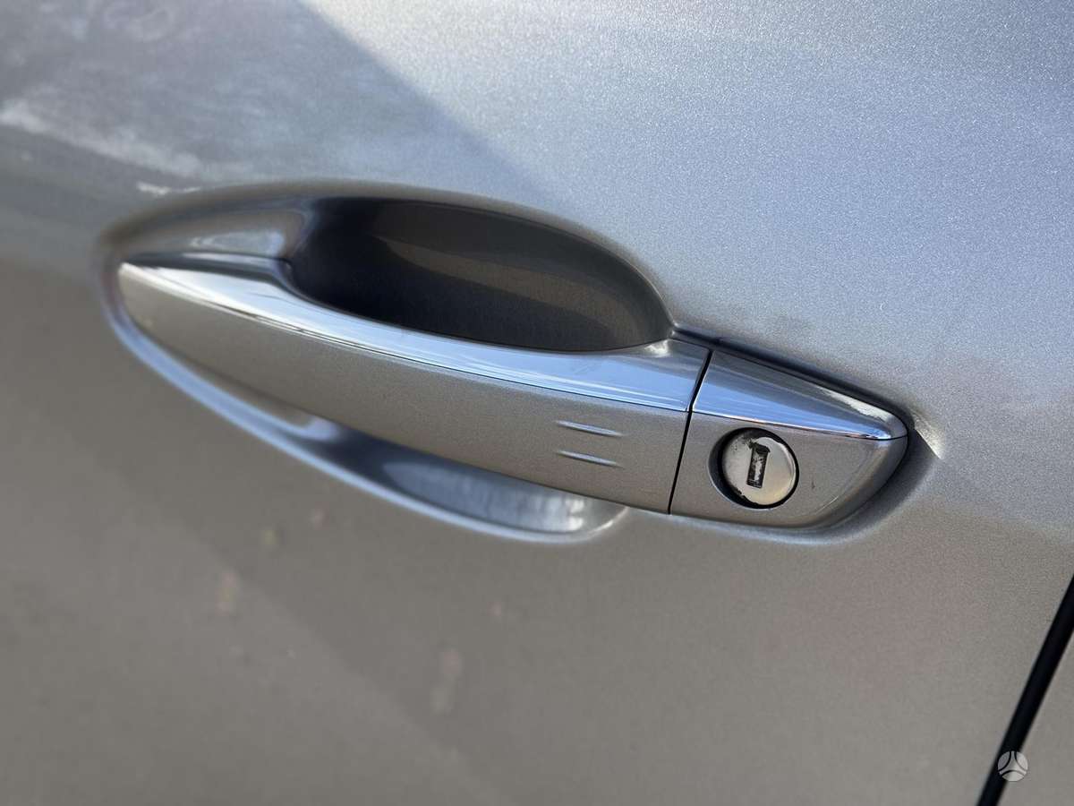 Peugeot 308 2015 — photo 17