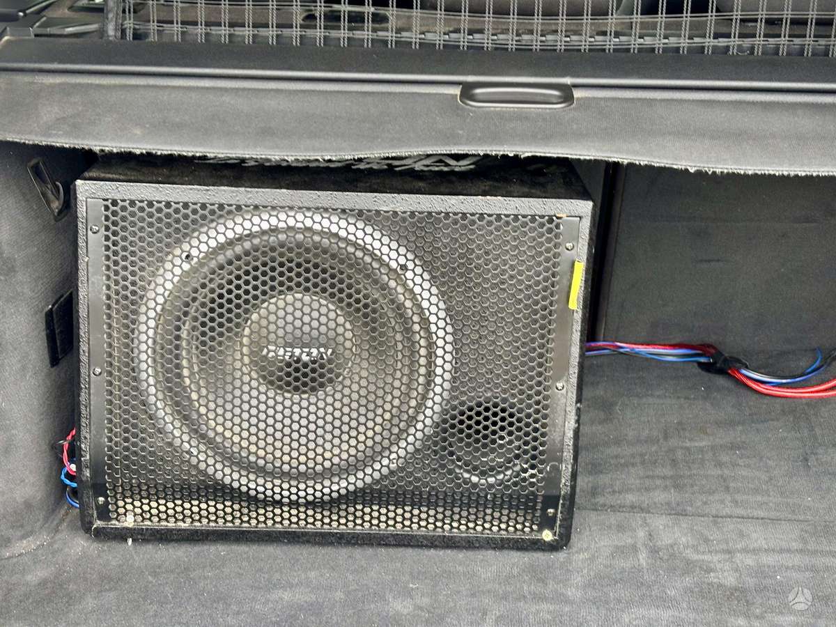 BMW 320 2008 — photo 8