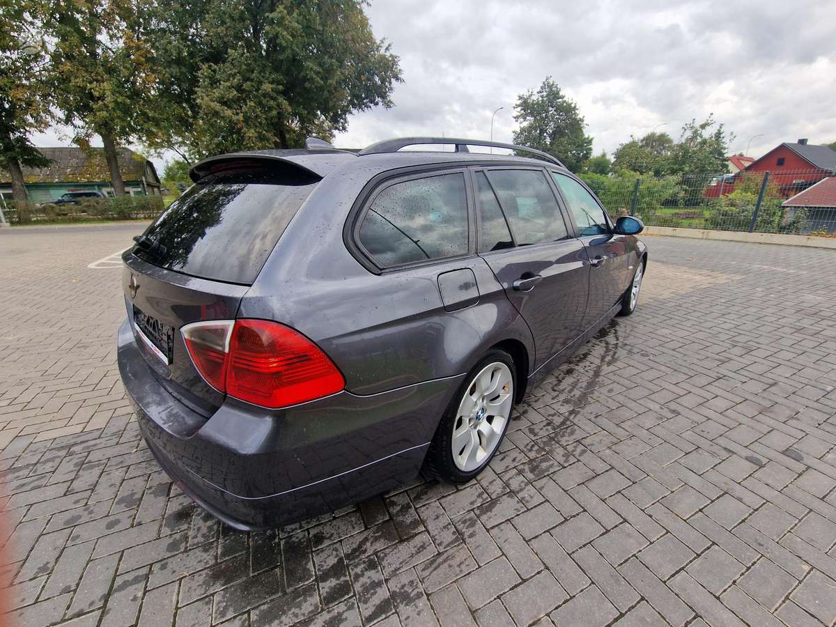 BMW 320 2008 — engine 1995 cm³, 177 HP (130kW)
