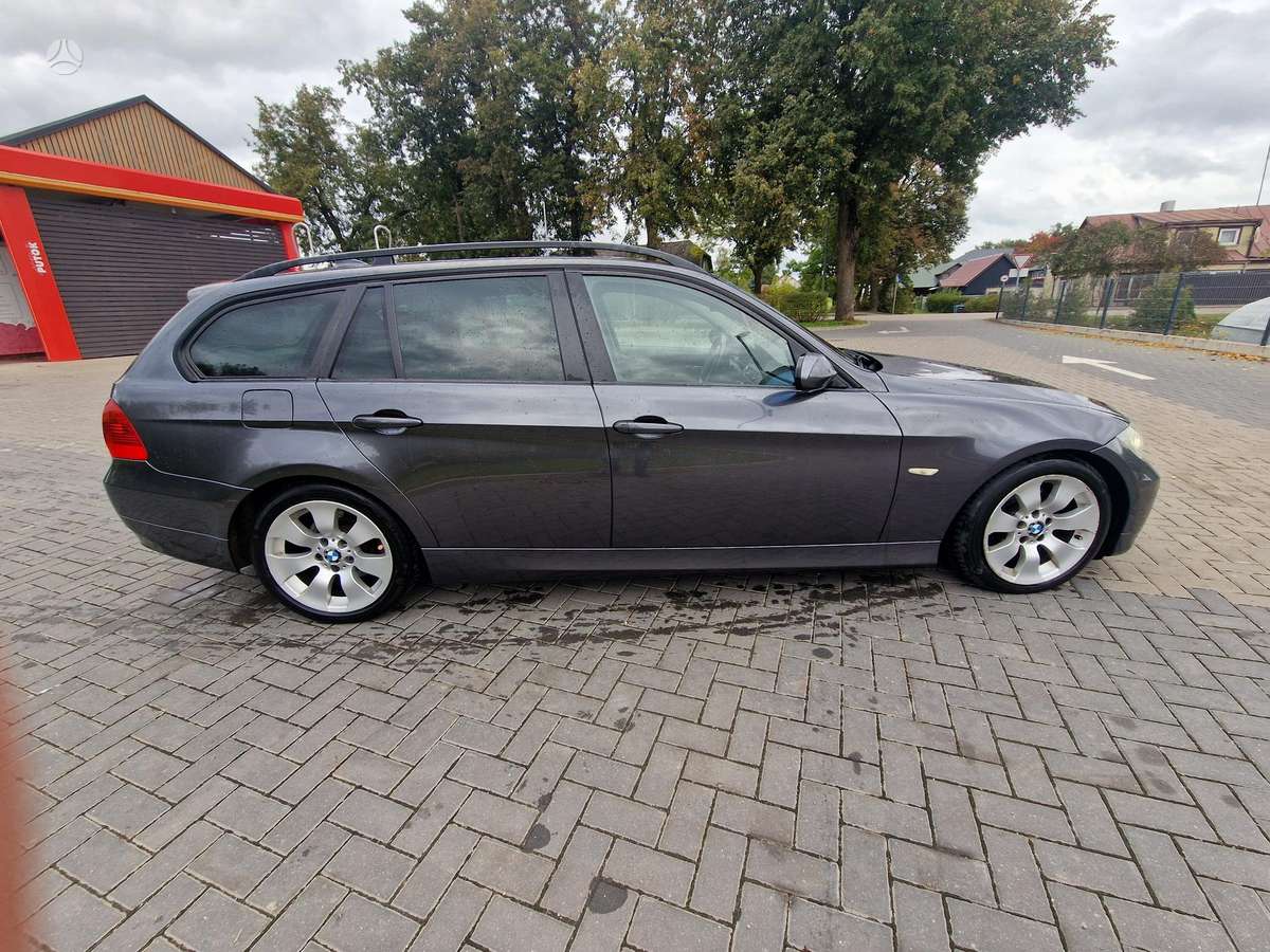 BMW 320 2008 — photo 5