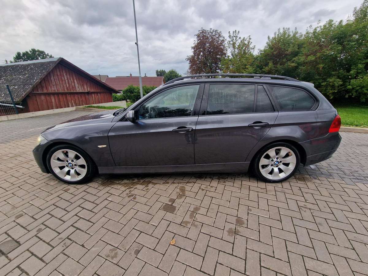 BMW 320 2008 — photo 6