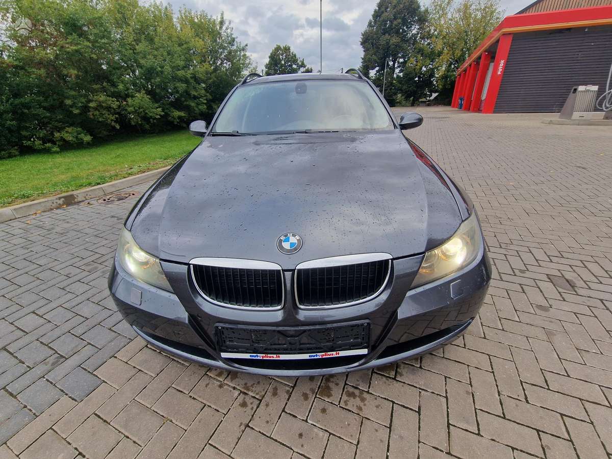 BMW 320 2008 — photo 7