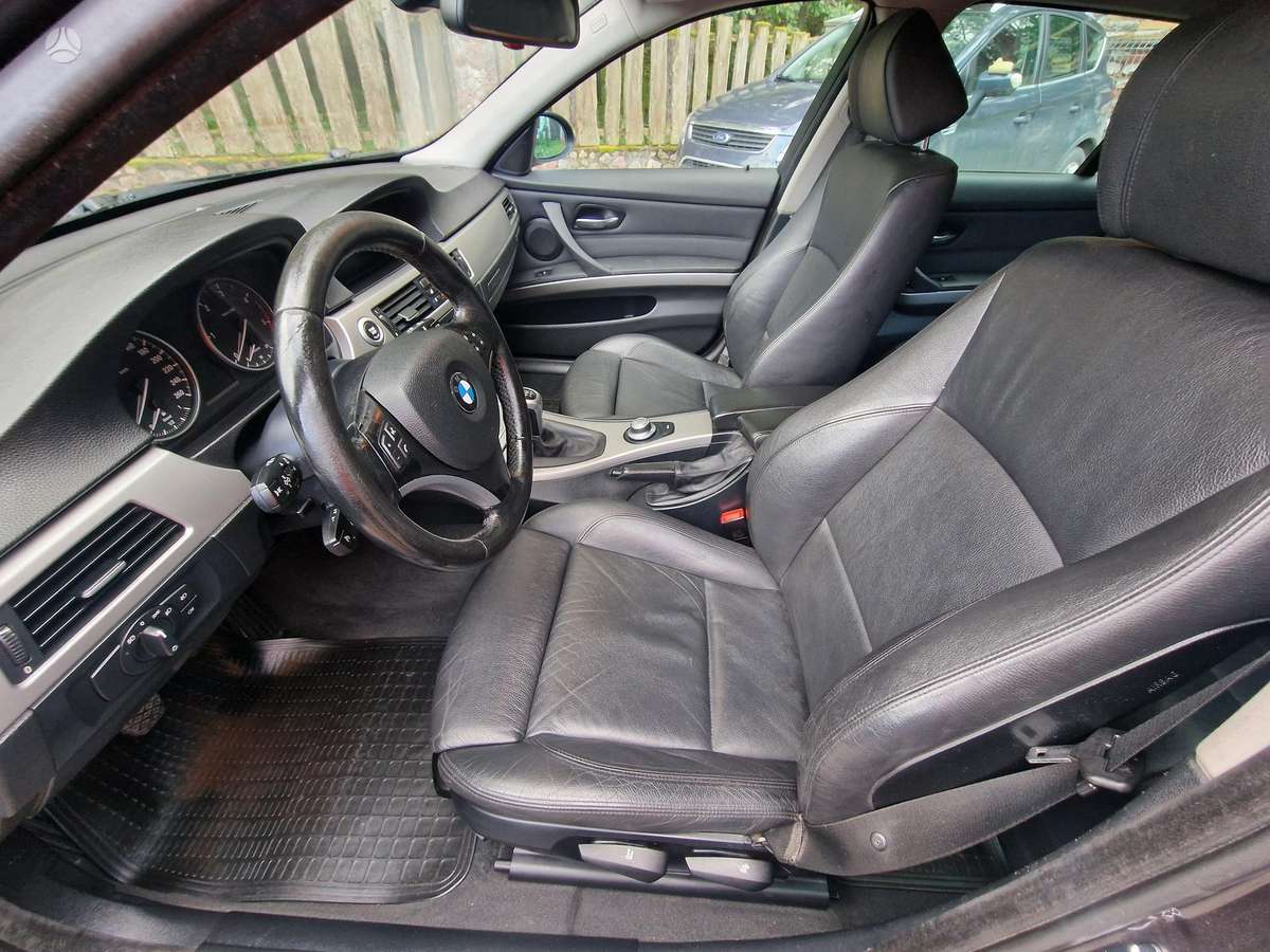 BMW 320 2008 — photo 8