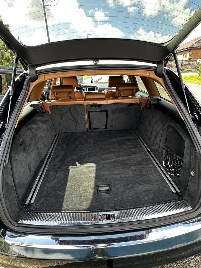 Audi A6 2009 — photo 7