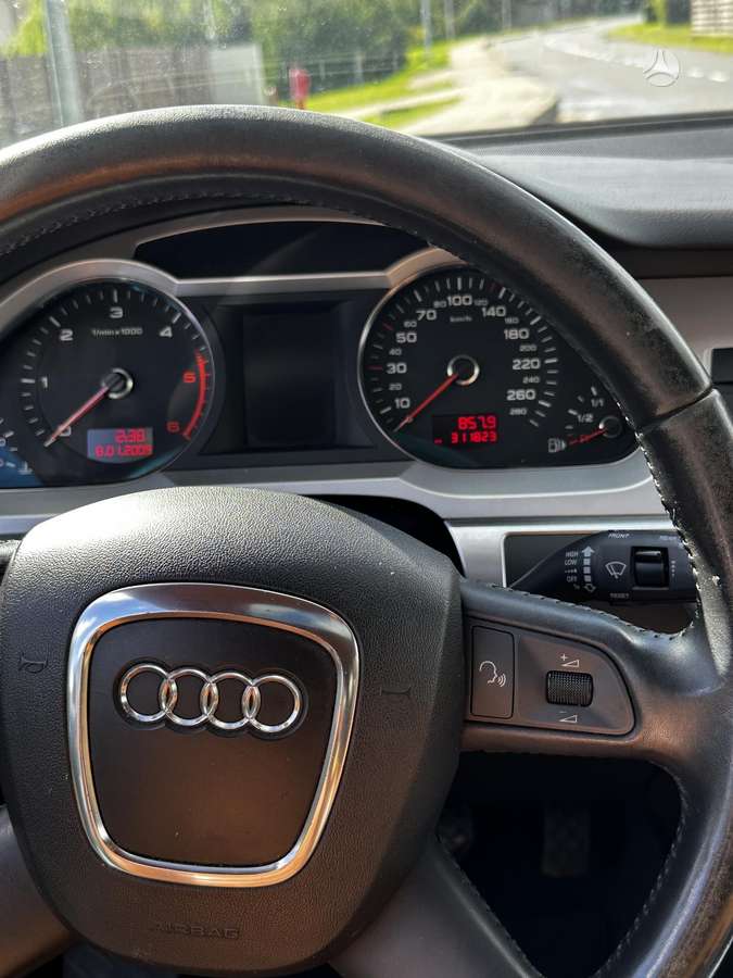 Audi A6 2009 — photo 8