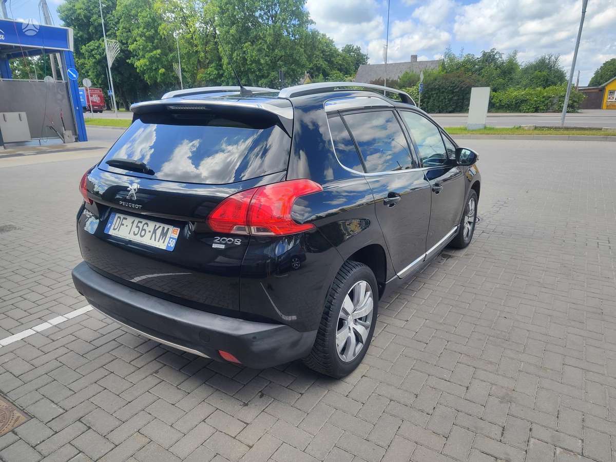 Peugeot 2008 2014 — engine 1600 cm³, 90 HP (66kW)