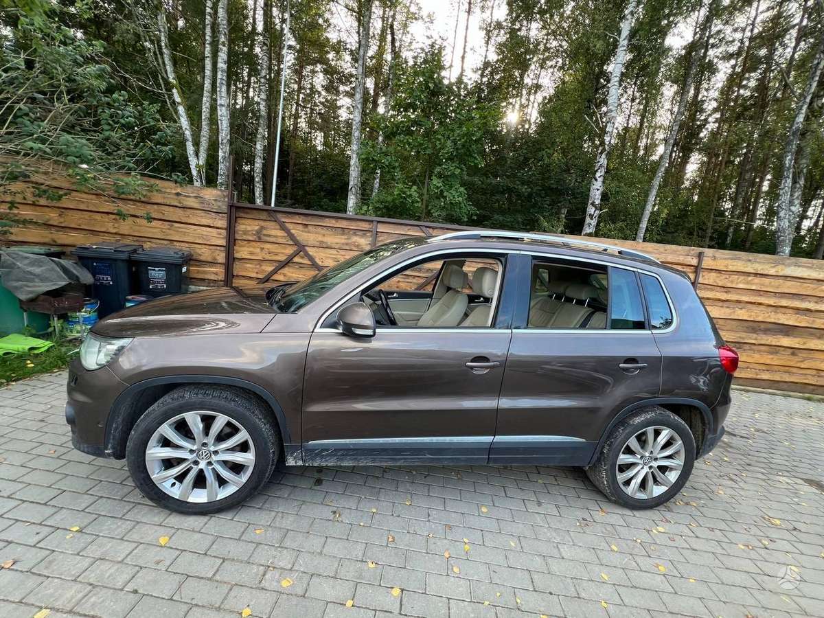 Volkswagen Tiguan, 2011