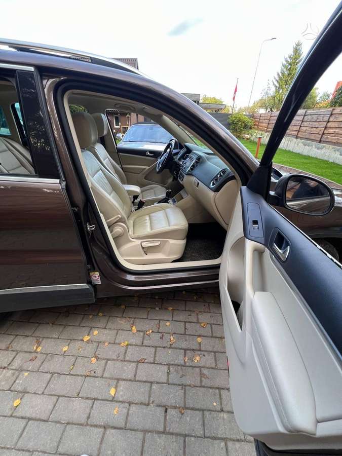 Volkswagen Tiguan 2011 — photo 10