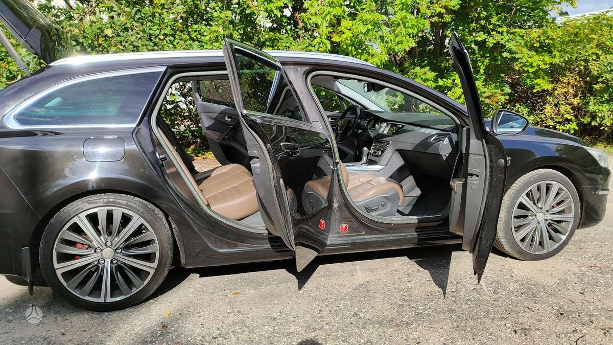 Peugeot 508 2011 — photo 11