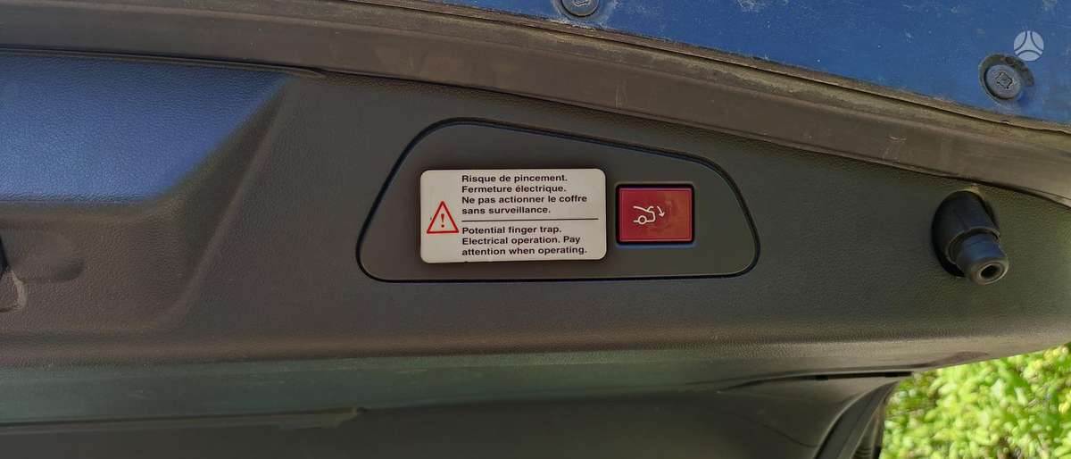 Peugeot 508 2011 — photo 30