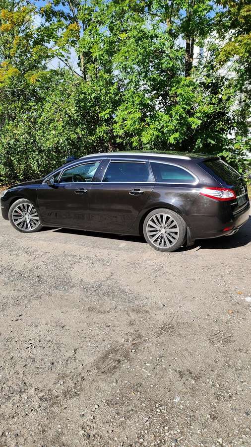 Peugeot 508 2011 — engine 2179 cm³, 204 HP (150kW)