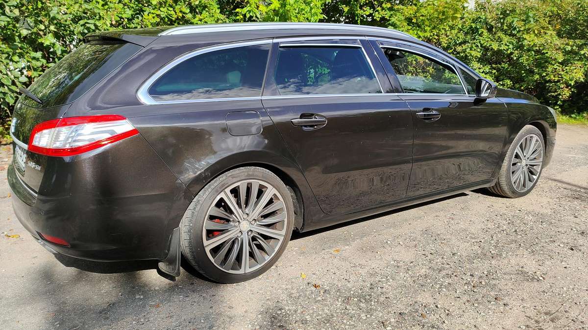 Peugeot 508 2011 — photo 9