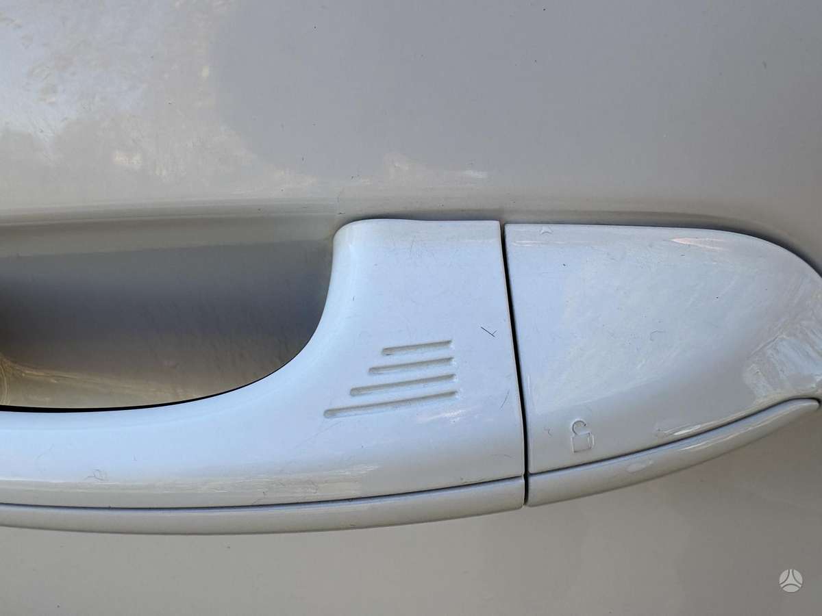 Ford S-MAX 2015 — photo 14