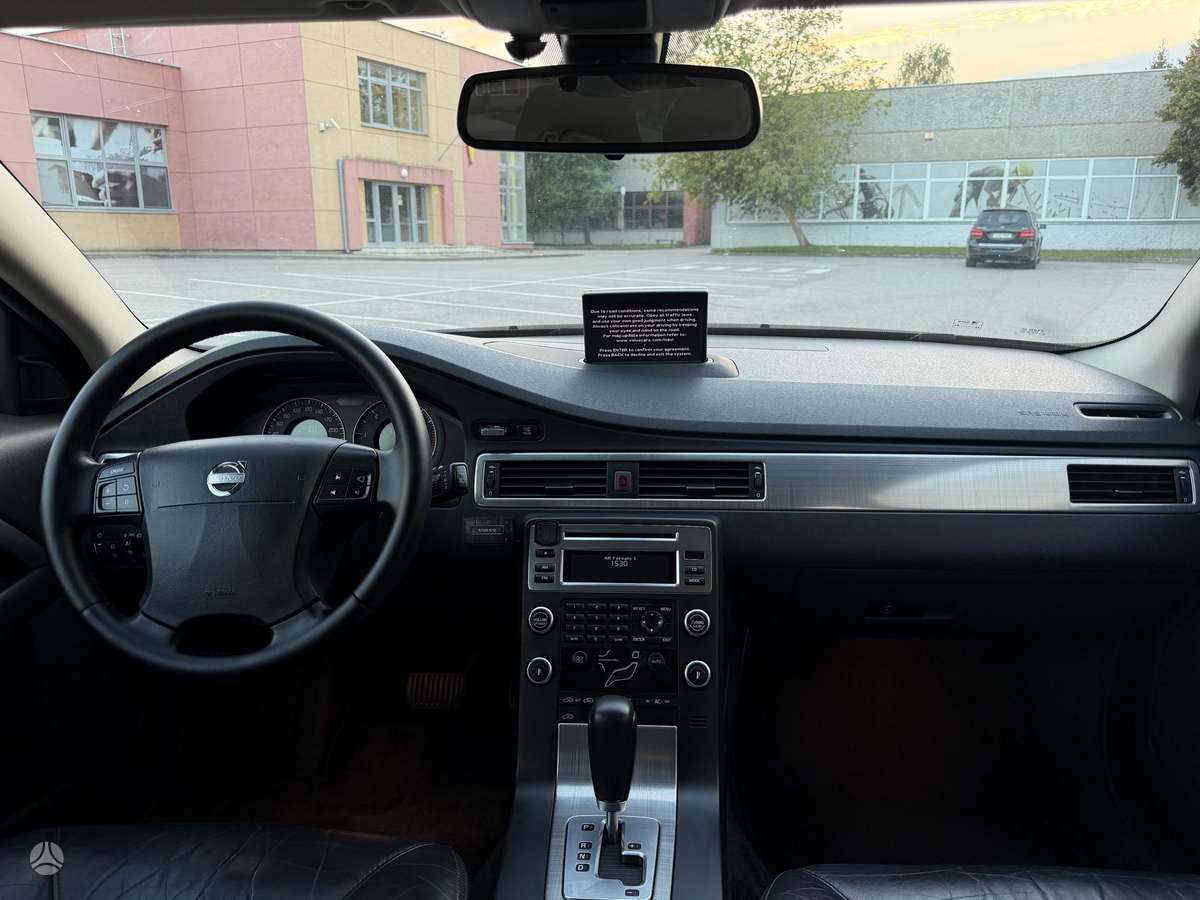 Volvo V70 2007 — photo 23