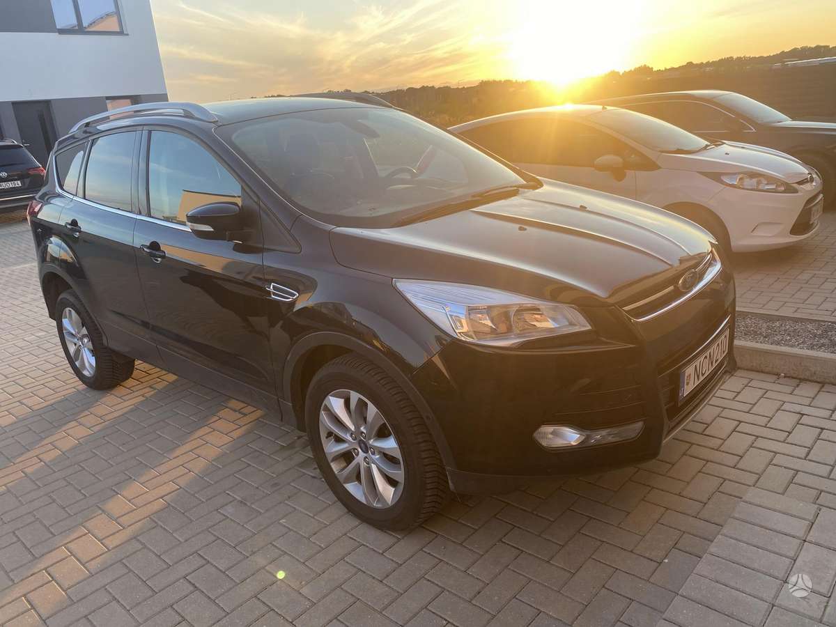 Ford Kuga, 2013