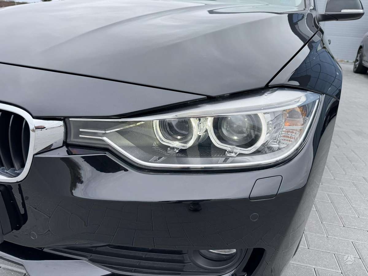 BMW 318 2015 — photo 10