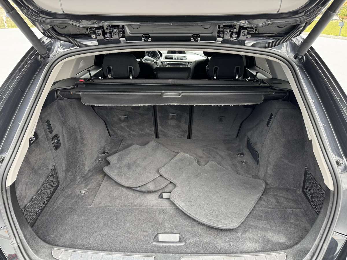 BMW 318 2015 — photo 19
