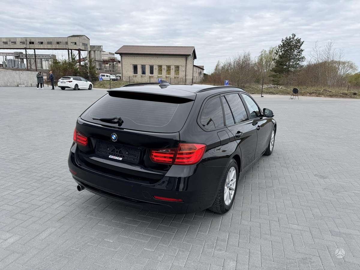 BMW 318 2015 — photo 6