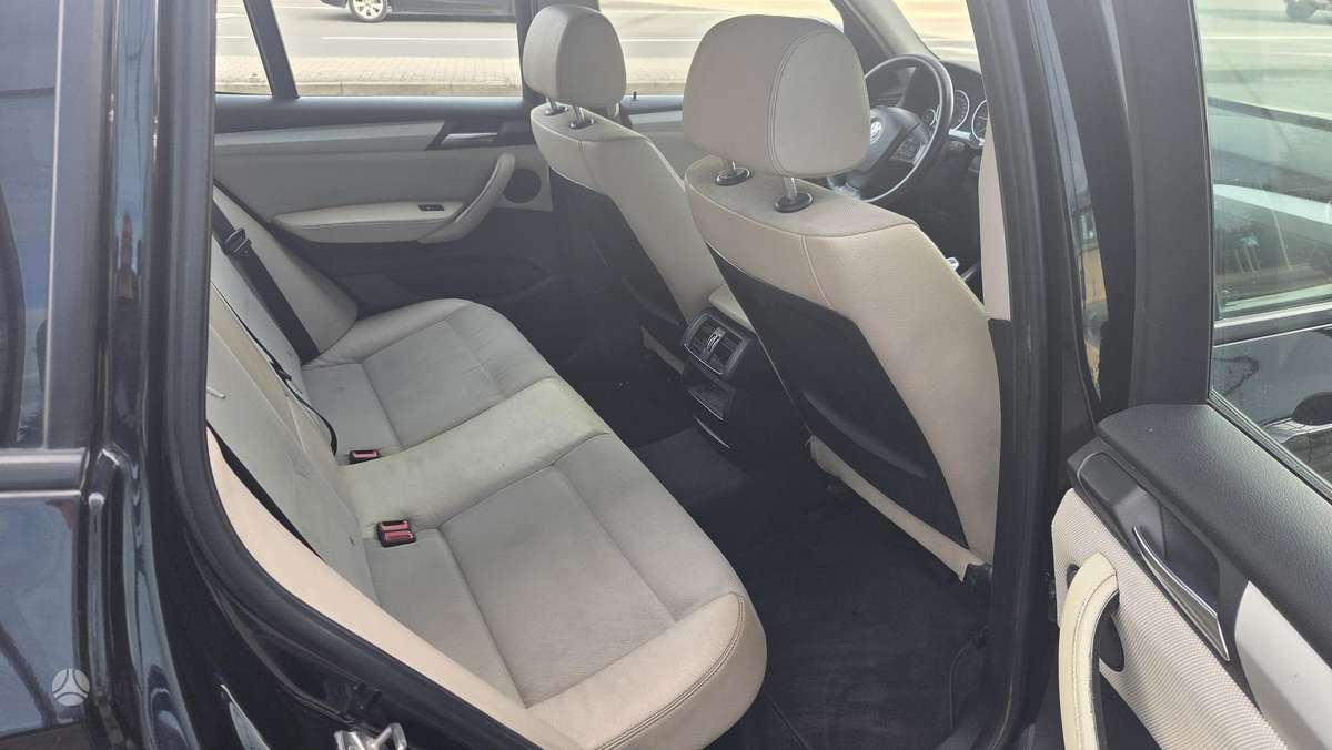 BMW X3 2011 — photo 12