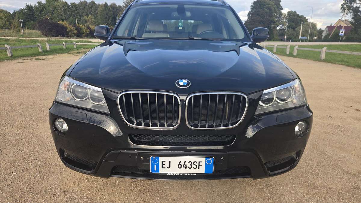 BMW X3 2011 — photo 13