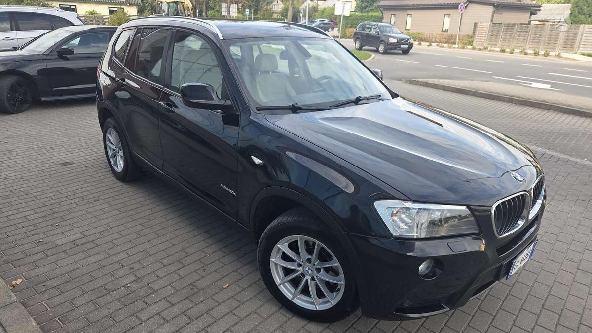 BMW X3 2011 — photo 14