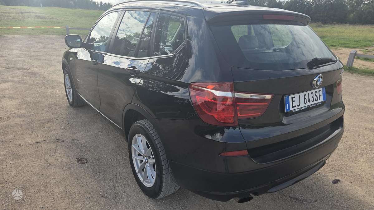 BMW X3 2011 — photo 17