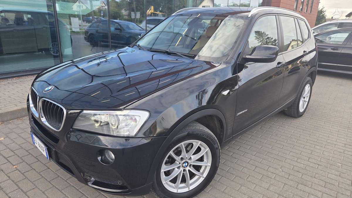 BMW X3 2011 — photo 7