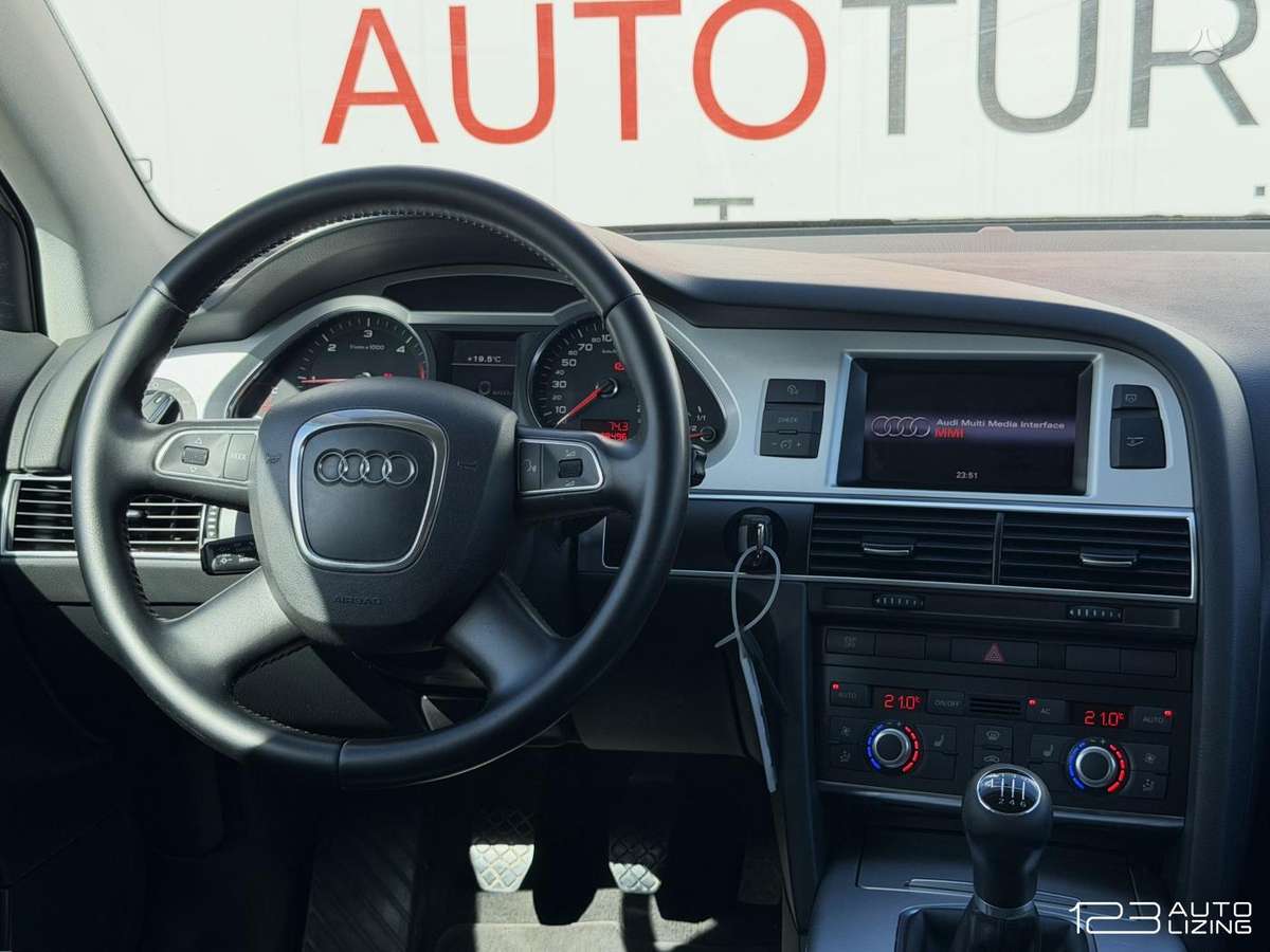 Audi A6 2011 — photo 16