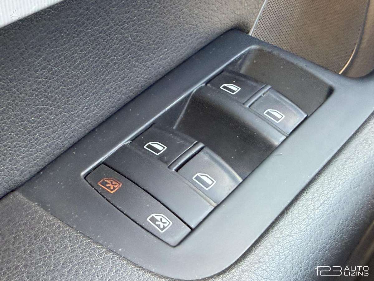 Audi A6 2011 — photo 25