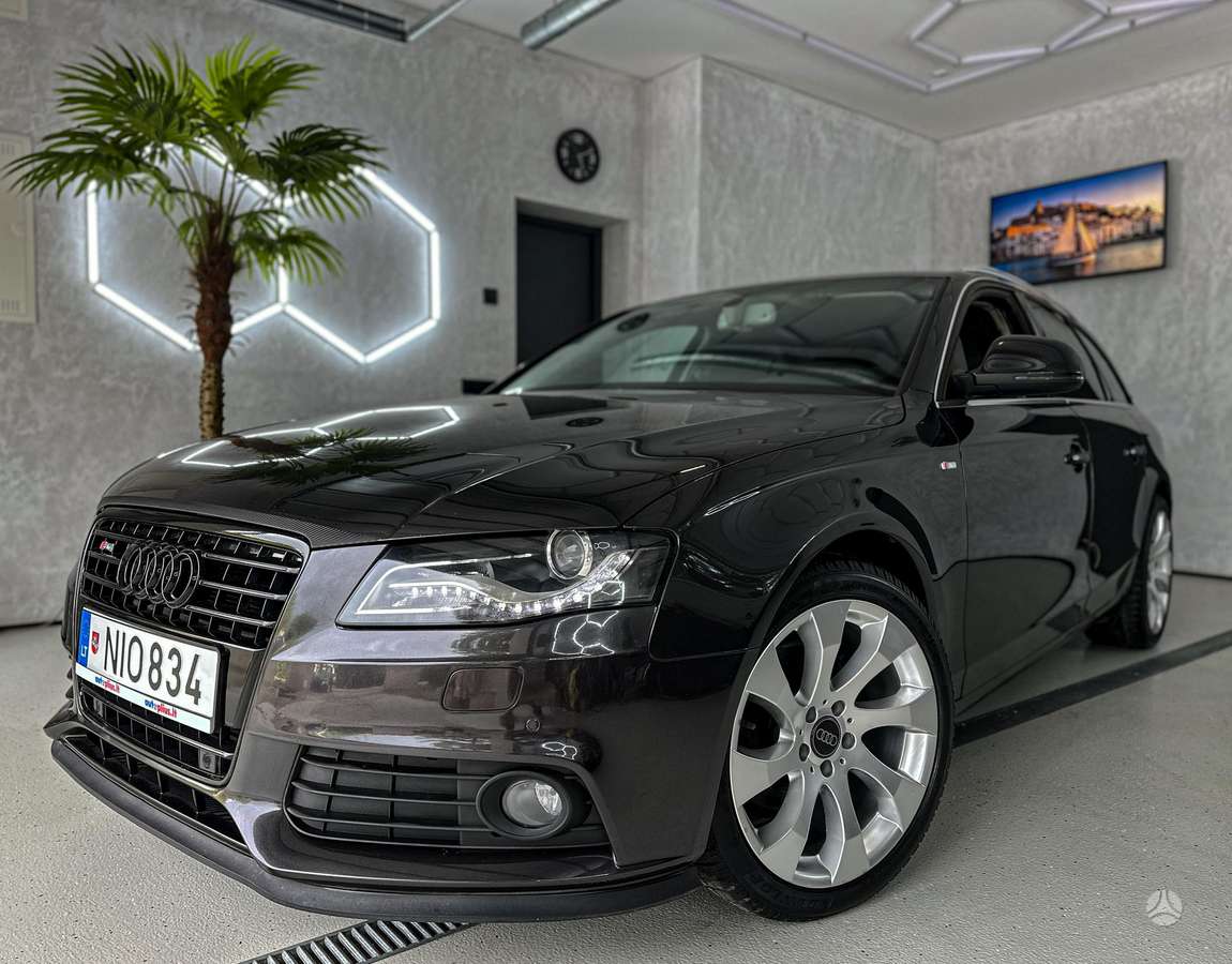 Audi A4 2009 — photo 5