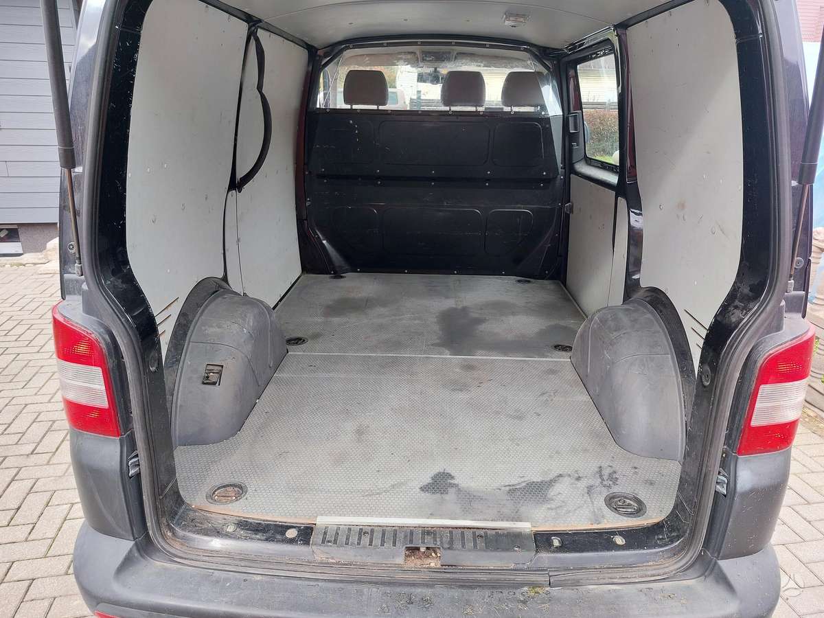 Volkswagen Transporter 2014 — photo 13